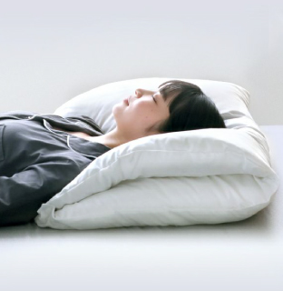neltureネルチャー　枕　カバー付き Nelture（ネルチャー）｜枕、マットレス、睡眠快眠グッズの 国内最大級